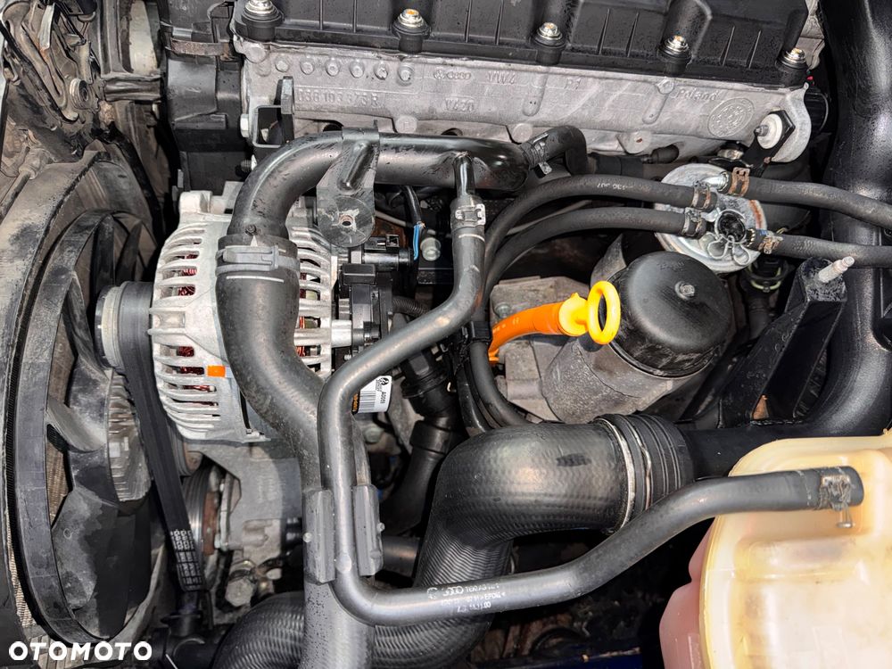 Volkswagen Passat - 16