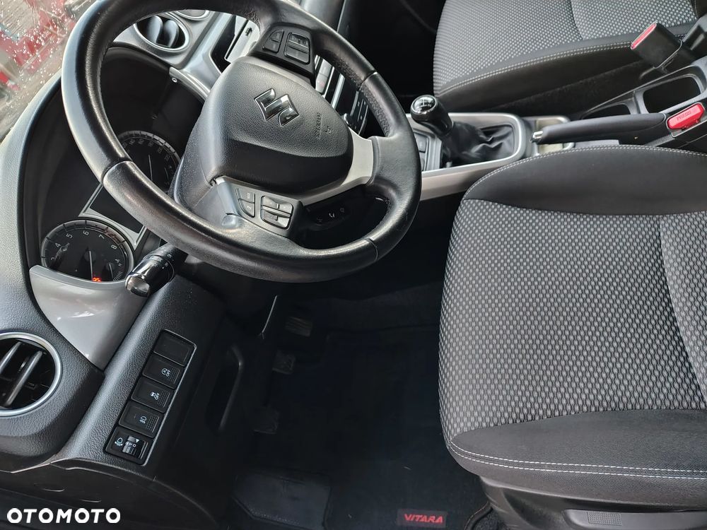 Suzuki Vitara 1.6 (4x2) Comfort - 3