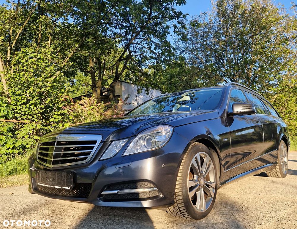 Mercedes-Benz Klasa E 350 CDI DPF 4Matic BlueEFFICIENCY 7G-TRONIC Avantgarde - 9