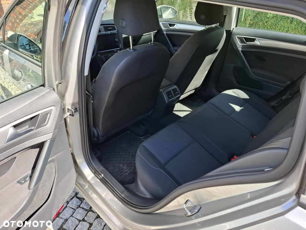 Volkswagen Golf 1.6 TDI BMT Comfortline - 6