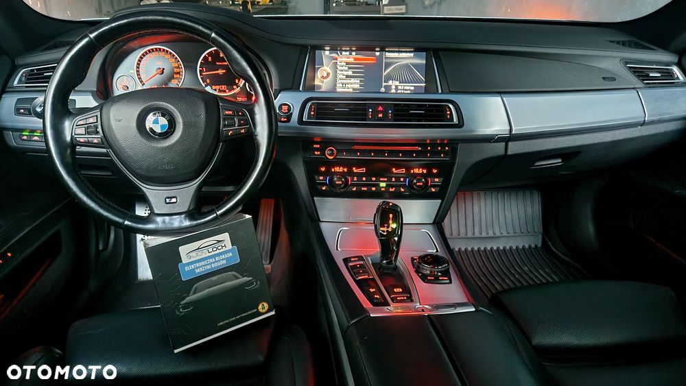 BMW Seria 7 740d xDrive - 10