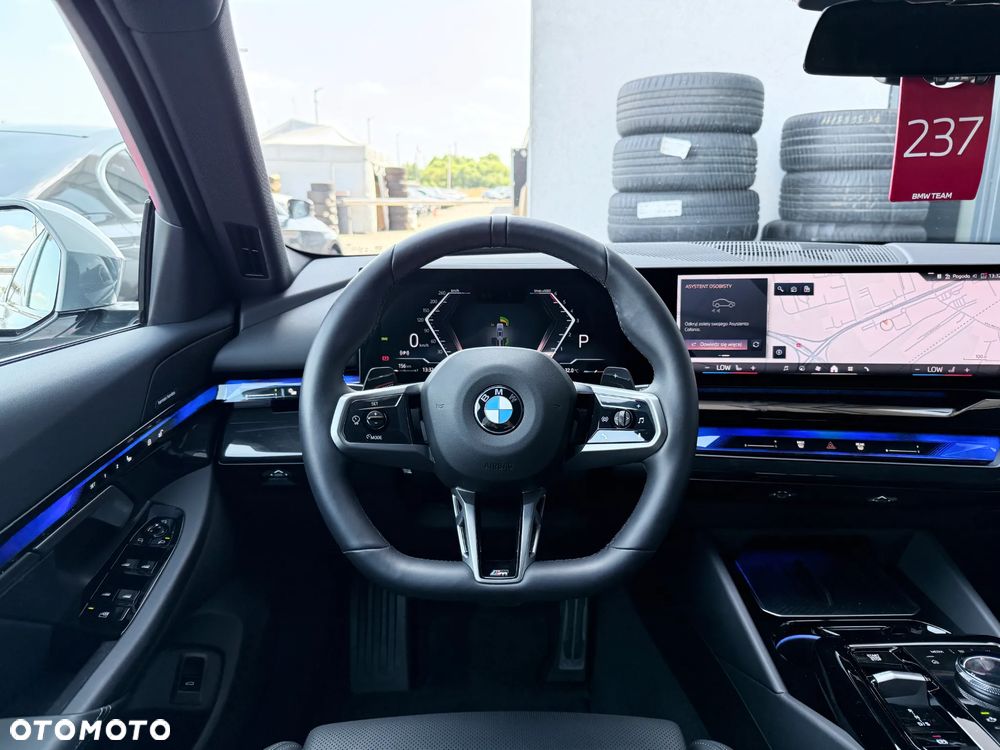 BMW Seria 5 540d xDrive - 34