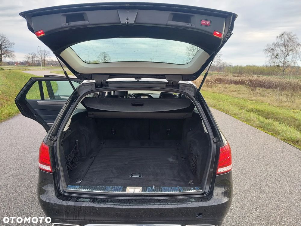 Mercedes-Benz Klasa E 250 BlueTEC 4-Matic Classic - 7