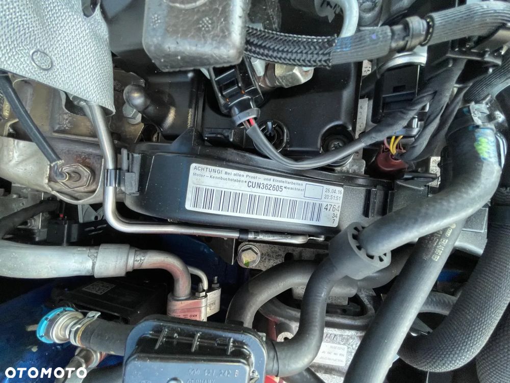 Skoda Octavia 2.0 TDI DSG RS - 34