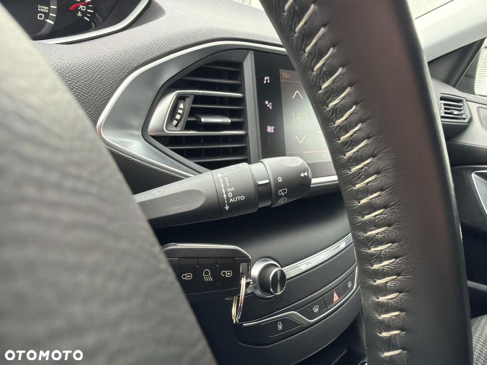 Peugeot 308 - 20