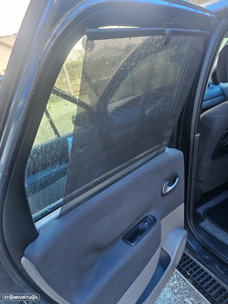 Renault Scénic 1.5 dCi Dynamique S - 10