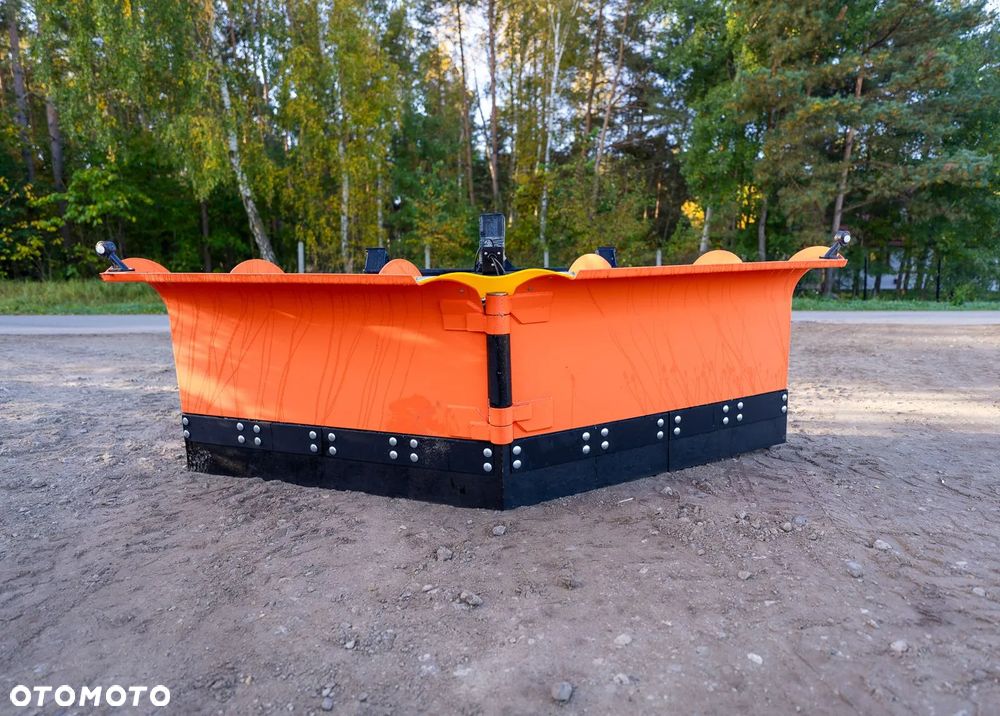 Pług śnieżny Pług do śniegu strzałkowy Raty Transport