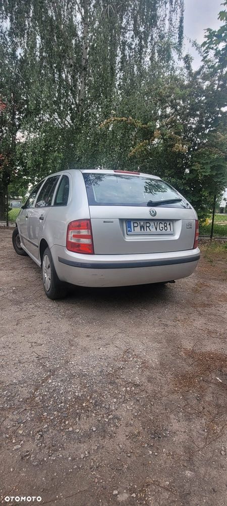 Skoda Fabia - 4