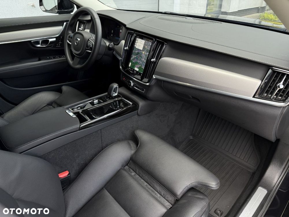 Volvo V90 T8 AWD Plug-In Hybrid Plus Bright - 26