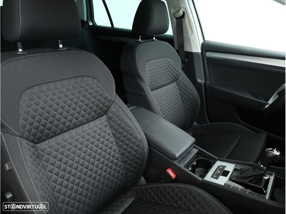 Skoda Superb Break 2.0 TDI Ambition DSG - 19
