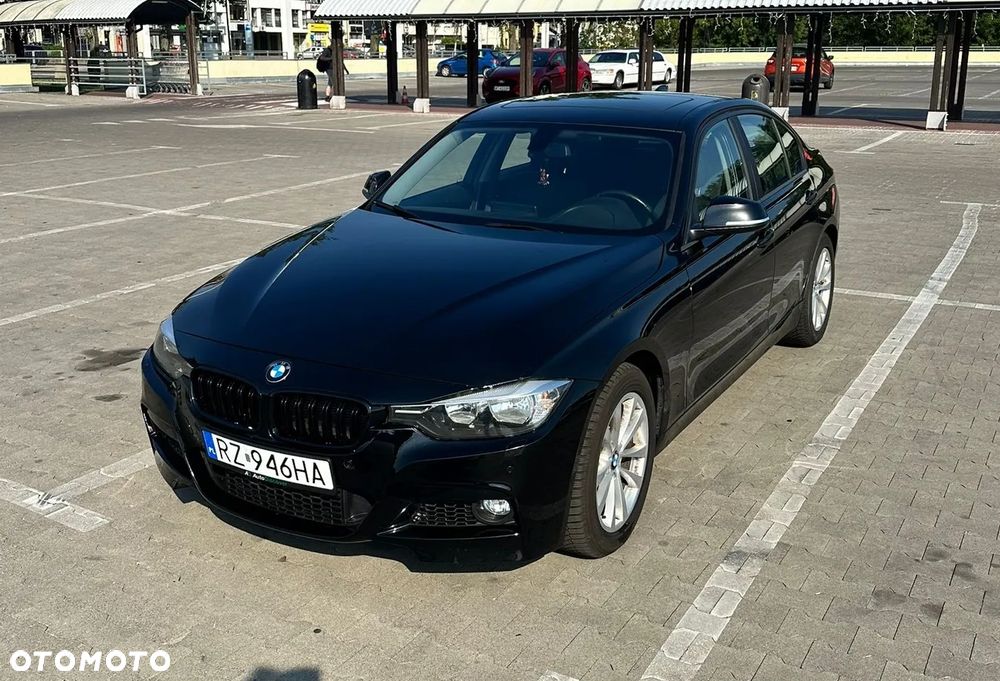 BMW Seria 3 320i xDrive Edition Luxury Line Purity - 1