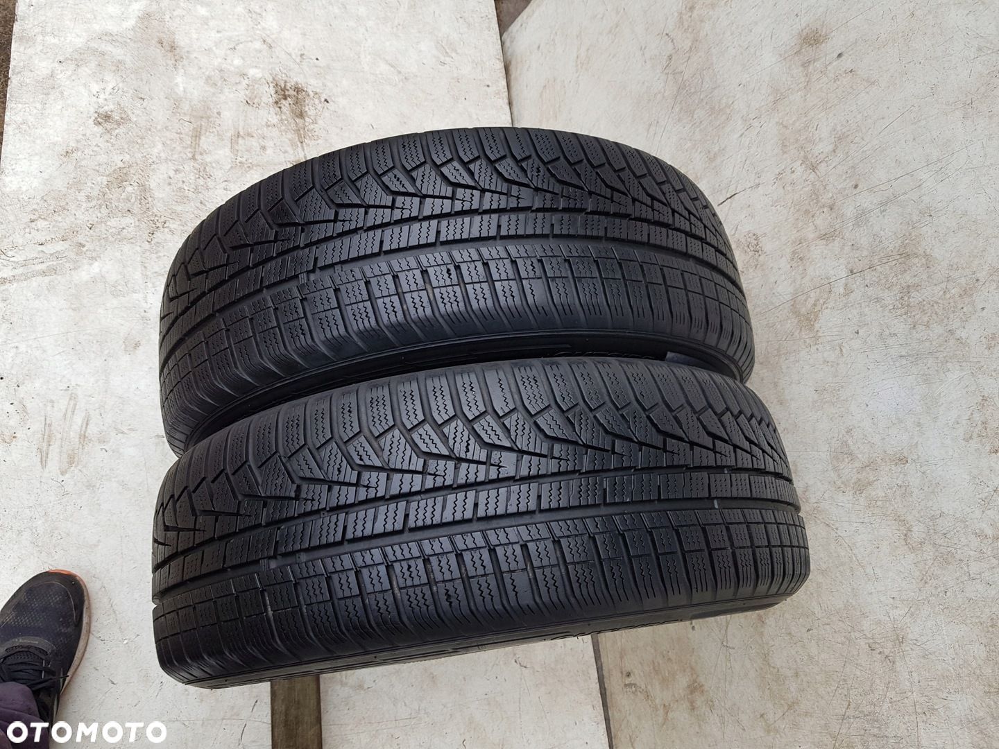 Hankook Winter icept evo2 W320 205/60 R16 92 H - 1
