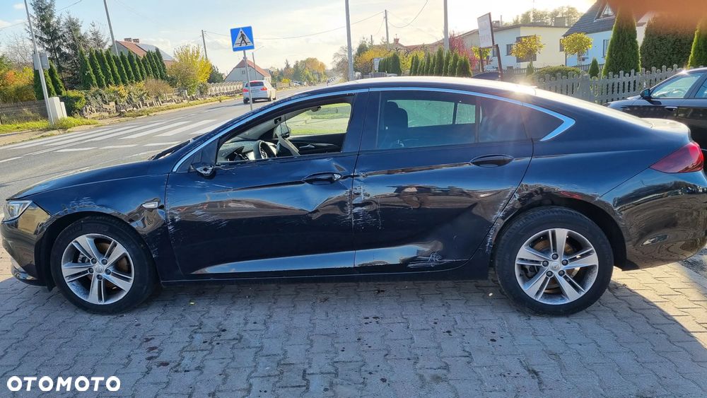 Opel Insignia 1.6 Ultimate - 11