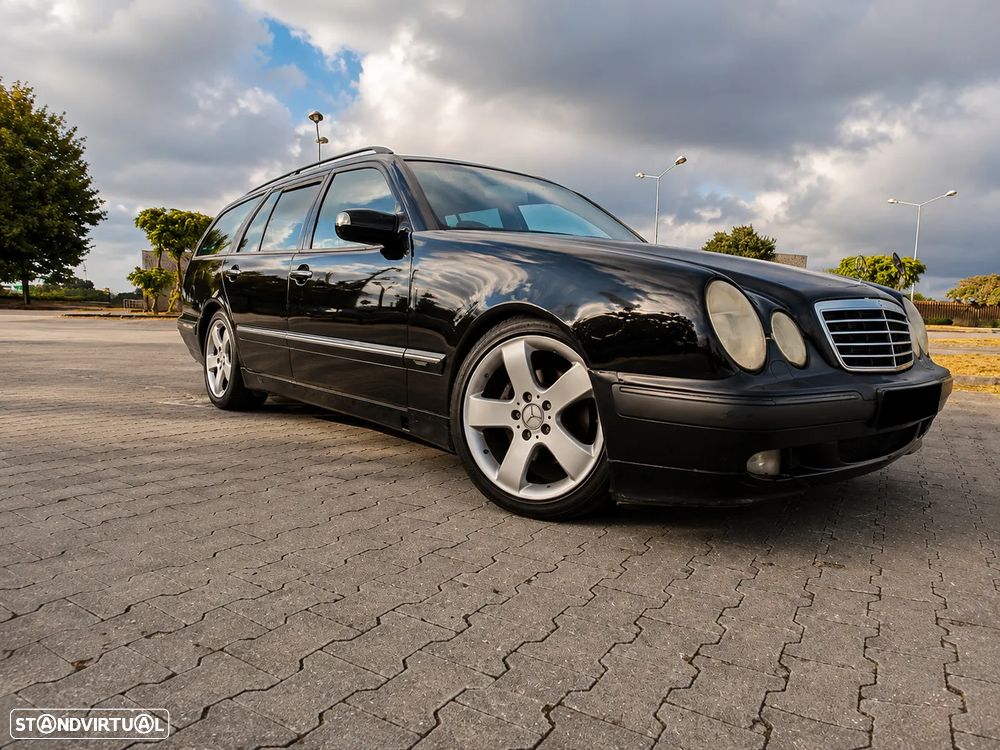 Mercedes-Benz E 270 - 2