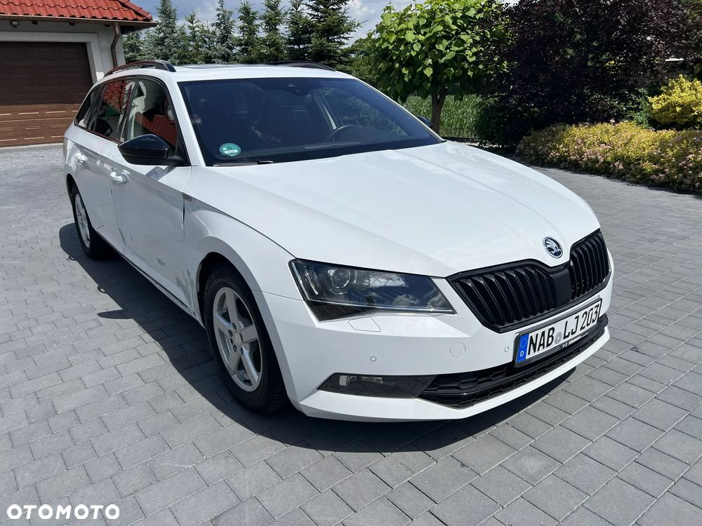 Skoda Superb 2.0 TDI 4x4 Sportline DSG - 2