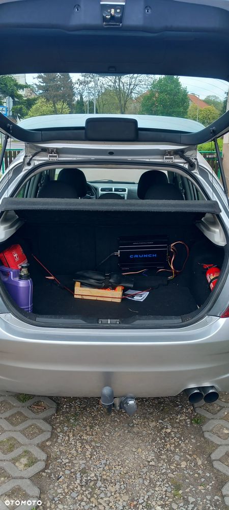 Honda Civic 1.6i ES - 6