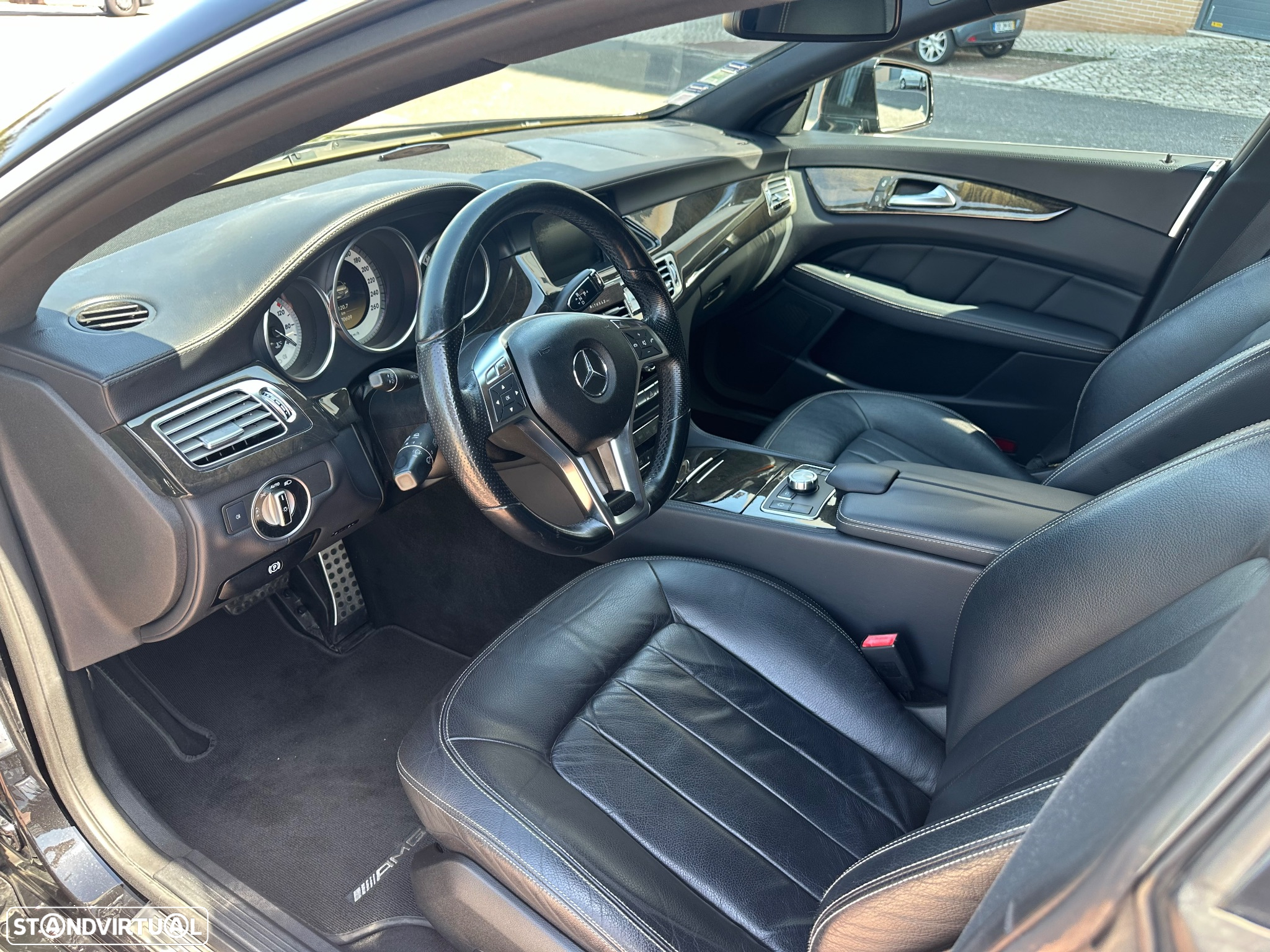 Mercedes-Benz CLS 350 CDi BlueEfficiency - 16