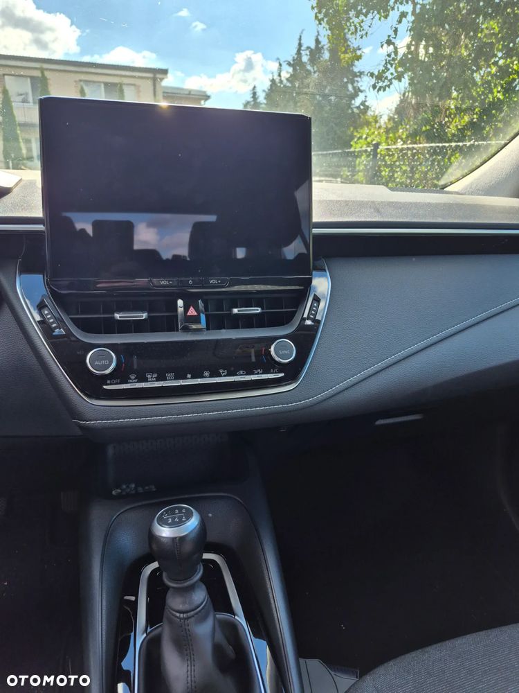 Toyota Corolla 1.5 Comfort - 13