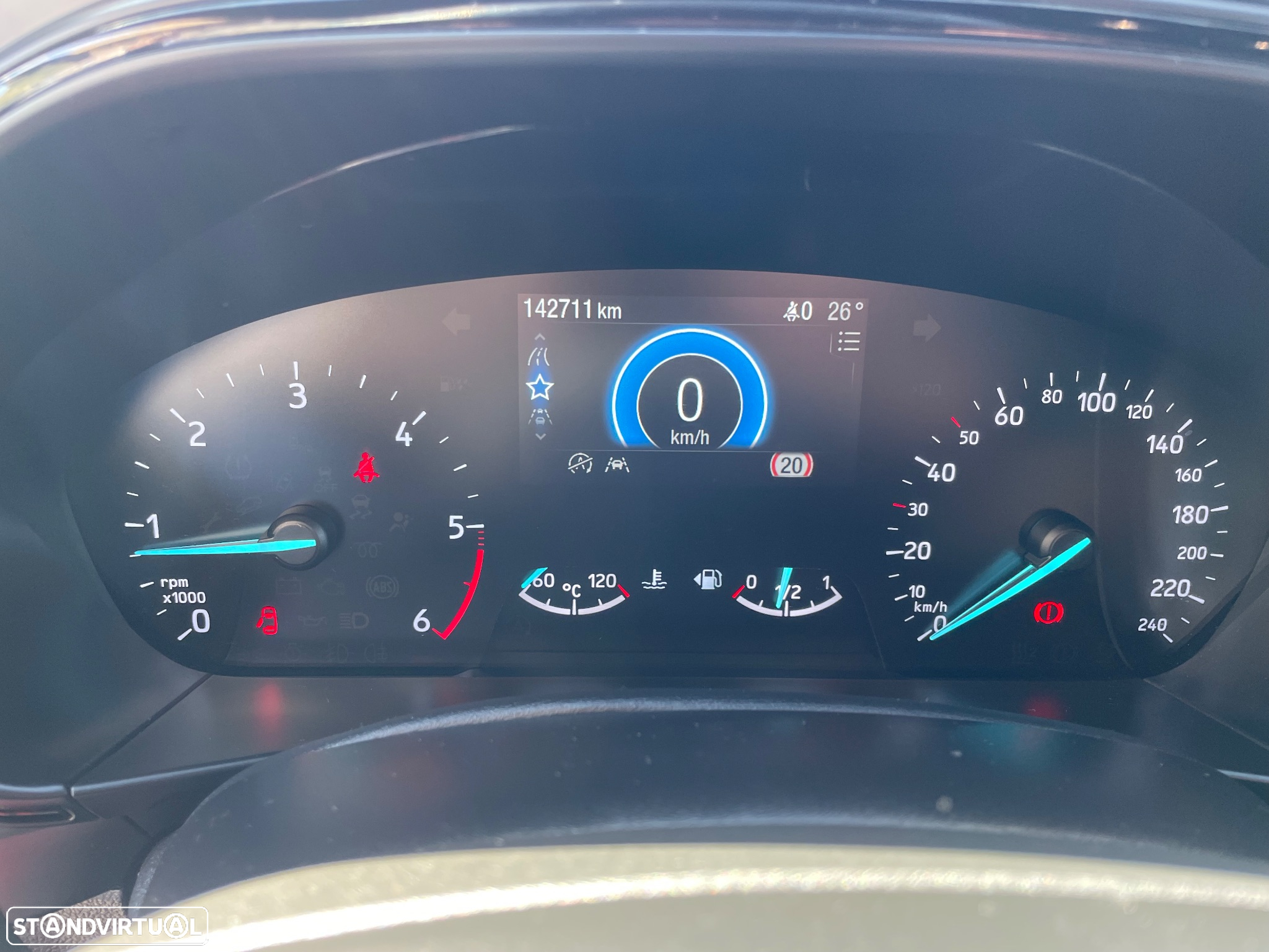 Ford Focus 1.5 TDCi EcoBlue ST-Line - 16