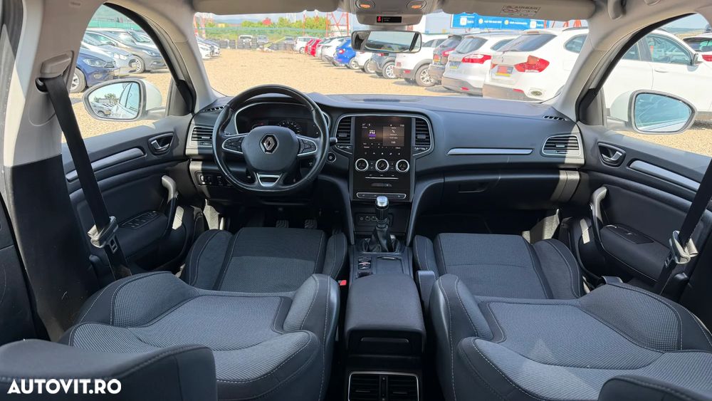 Renault Megane BLUE dCi 115 Equilibre - 9