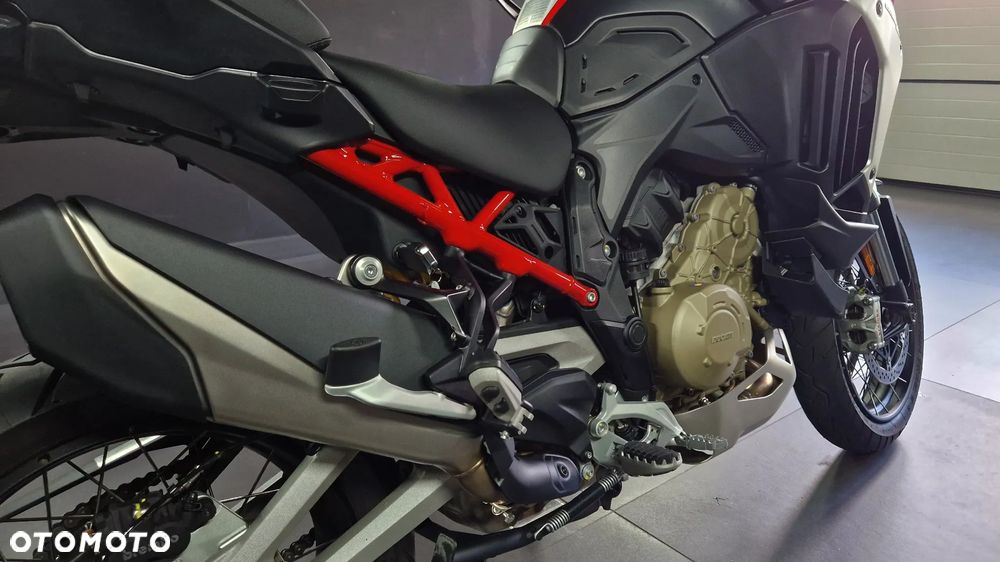 Ducati Multistrada - 10