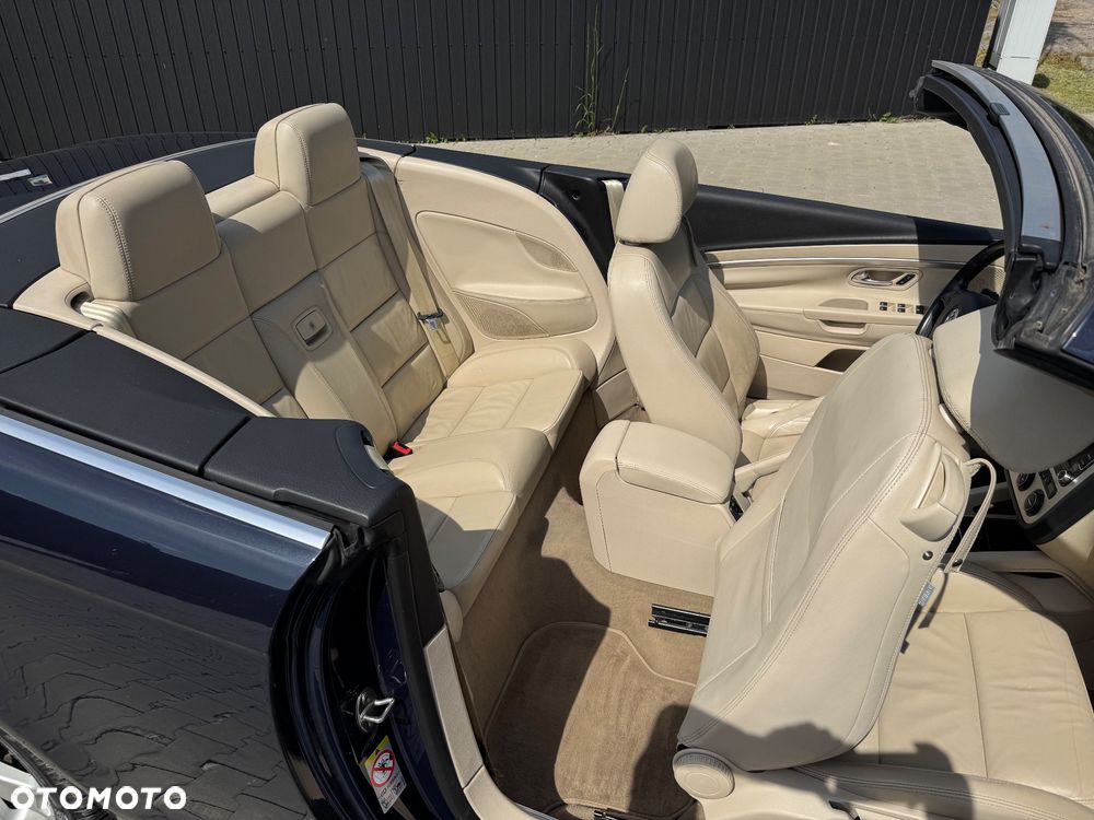 Volkswagen Eos - 32