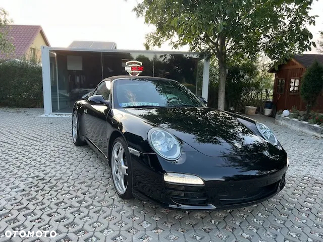 Porsche 911 Carrera Cabriolet PDK Black Edition - 21