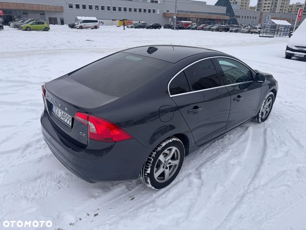Volvo S60 D2 Momentum - 14