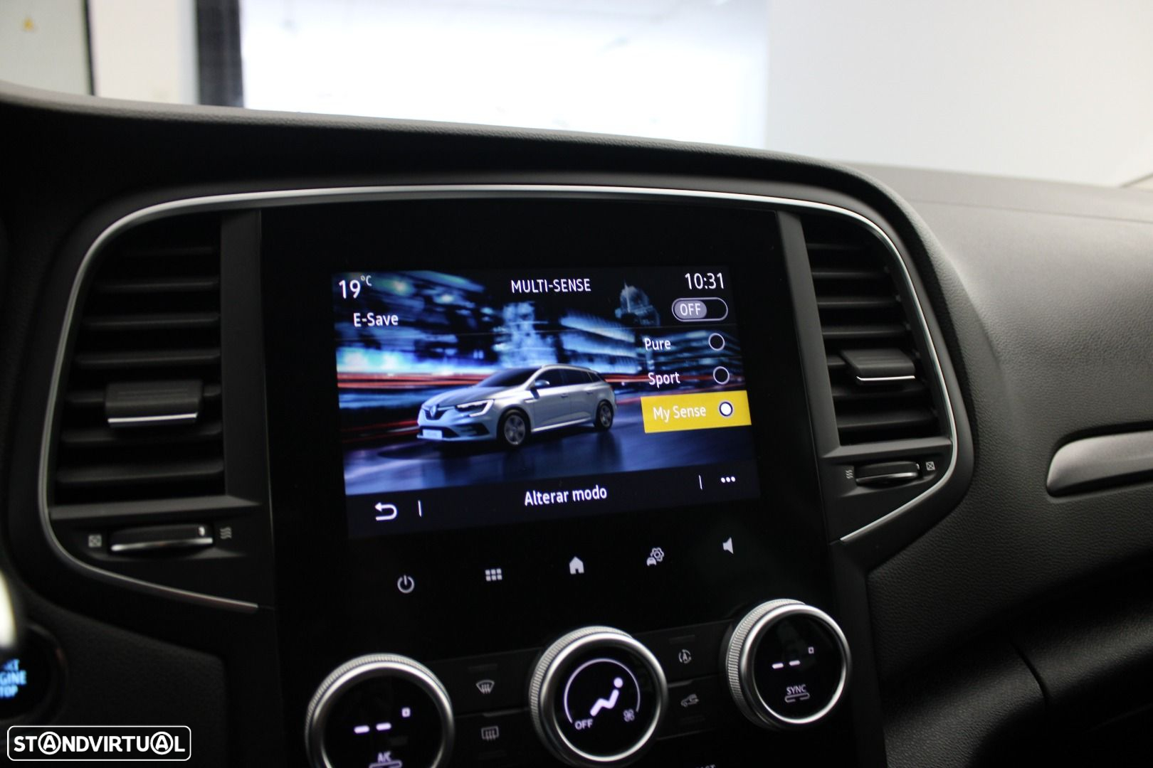 Renault Mégane Sport Tourer 1.6 E-Tech Plug-In Zen - 21