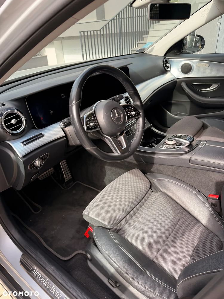 Mercedes-Benz Klasa E 220 d 4-Matic AMG - 15
