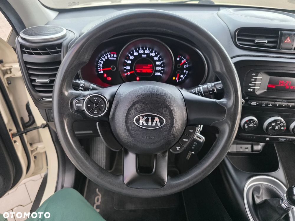 Kia Soul 1.6 GDI White&Red Edition - 28