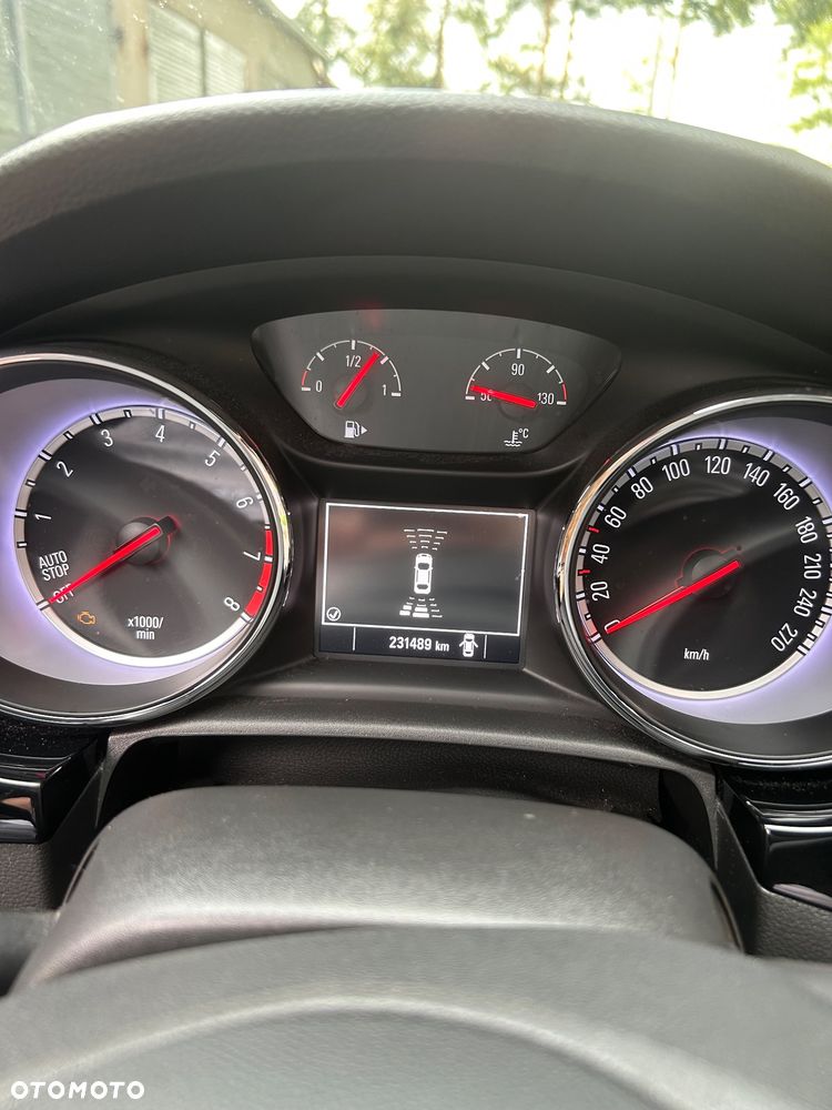 Opel Astra 1.6 T GPF Dynamic S&S - 18