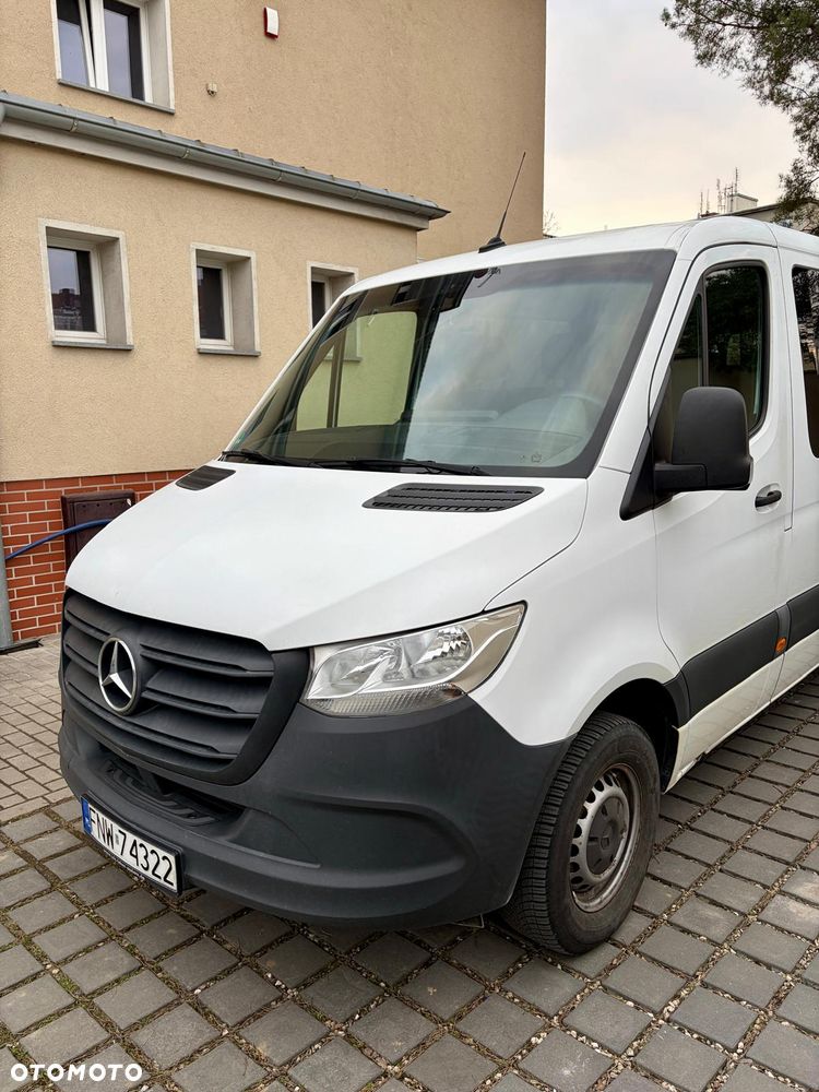 Mercedes-Benz Sprinter - 2