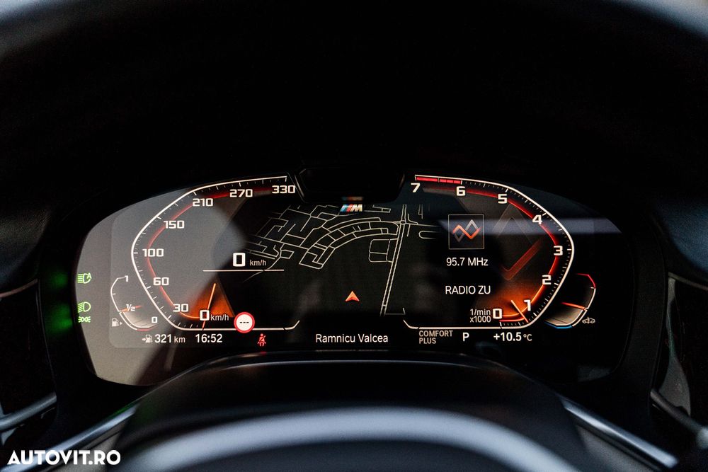 BMW Seria 7 750i xDrive - 37