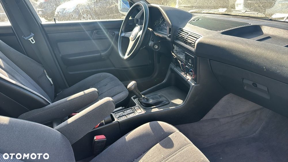 BMW Seria 5 525i - 8
