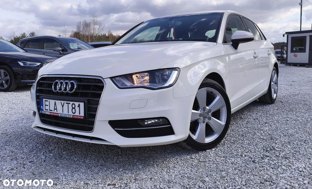 Audi A3 Sportback - 1
