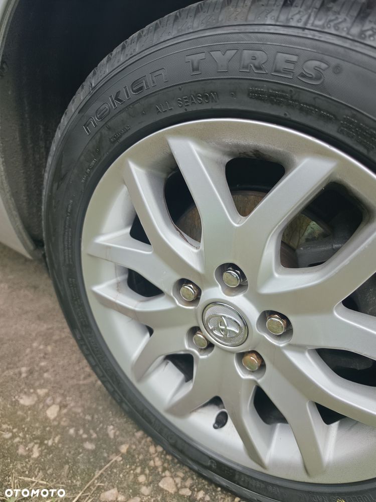 Toyota Corolla 1.6 Active EU6 - 10