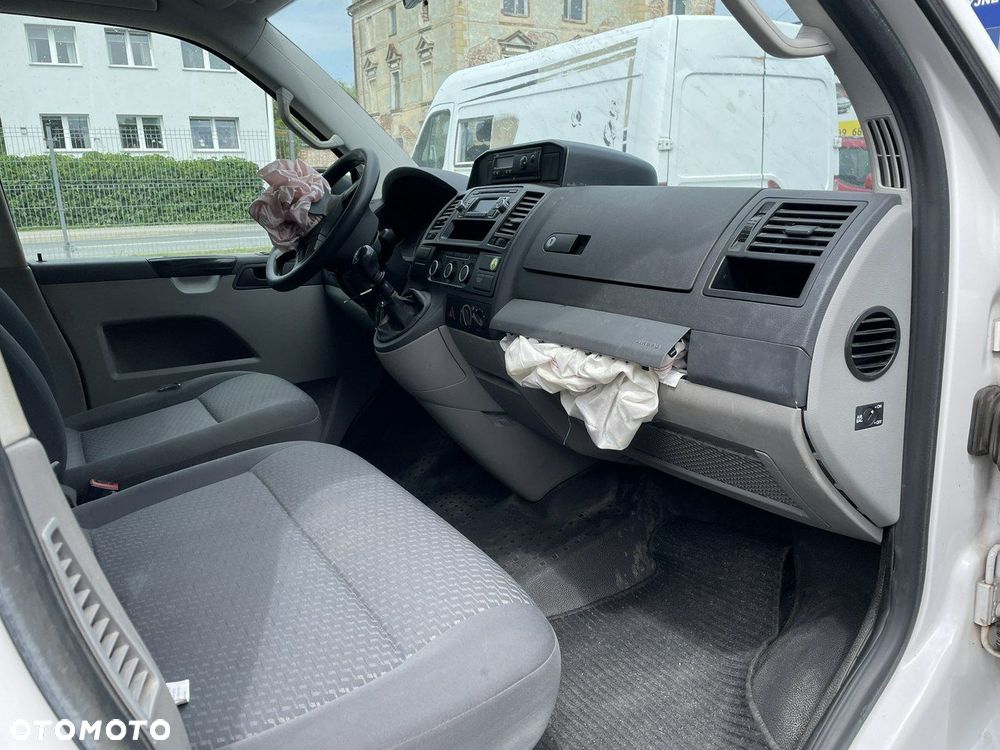 Volkswagen Transporter - 14