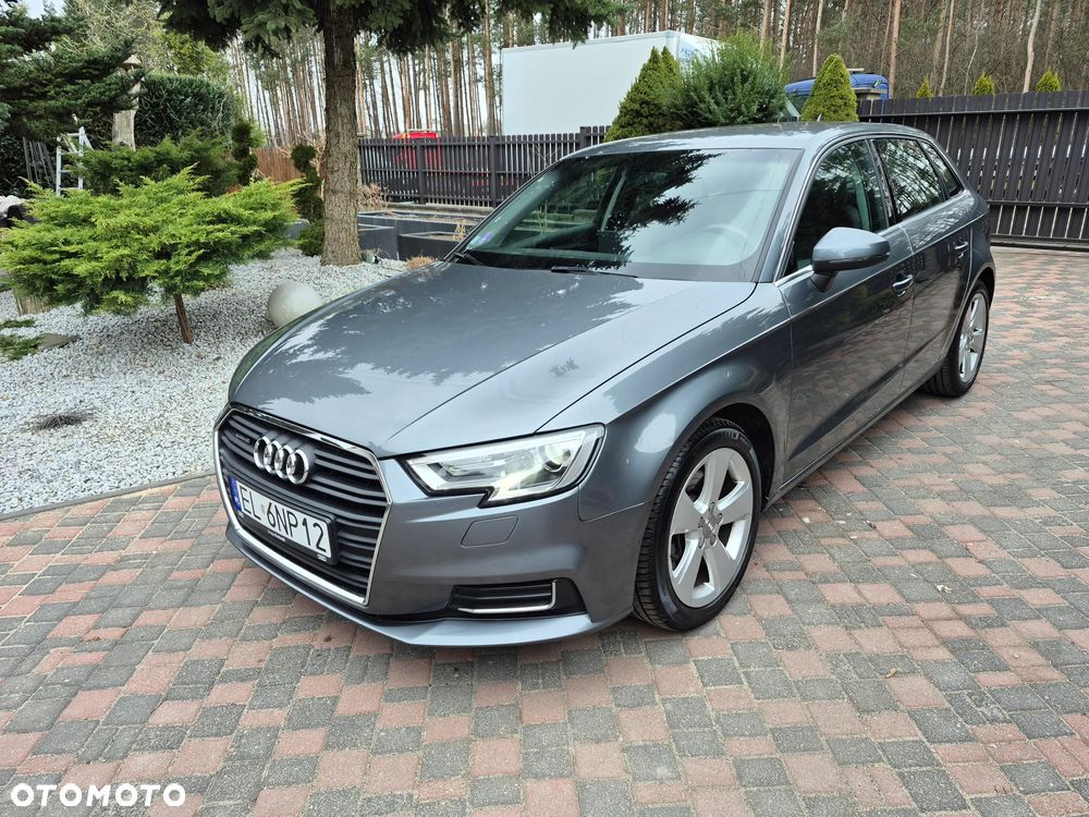 Audi A3 Sportback - 3