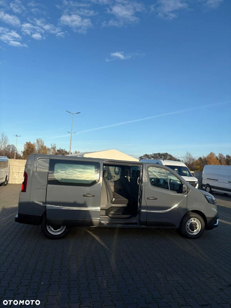 Renault Trafic Furgon brygadówka L2H1 2.0dCi 150 - 21