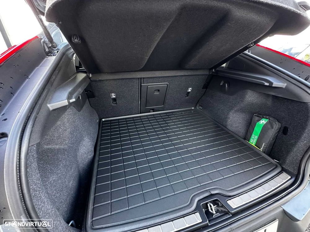 Volvo EC40 70 kWh Single Motor Core - 24