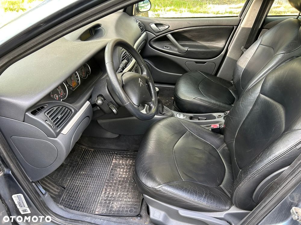 Citroën C5 2.0 16V Confort - 16