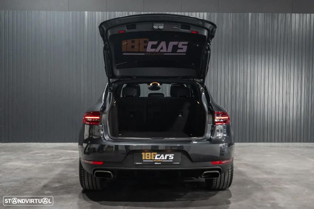 Porsche Macan - 52