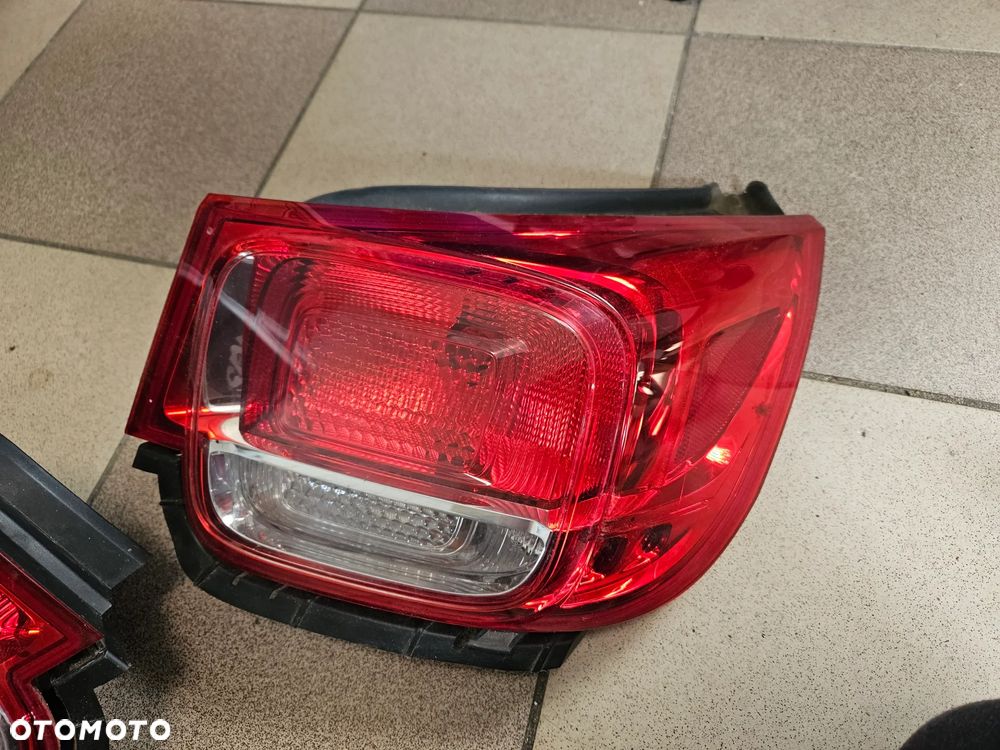 Lampa lewa prawa tył tylna w klapę błotnik Chevrolet Malibu 2012r GAR sedan - 3
