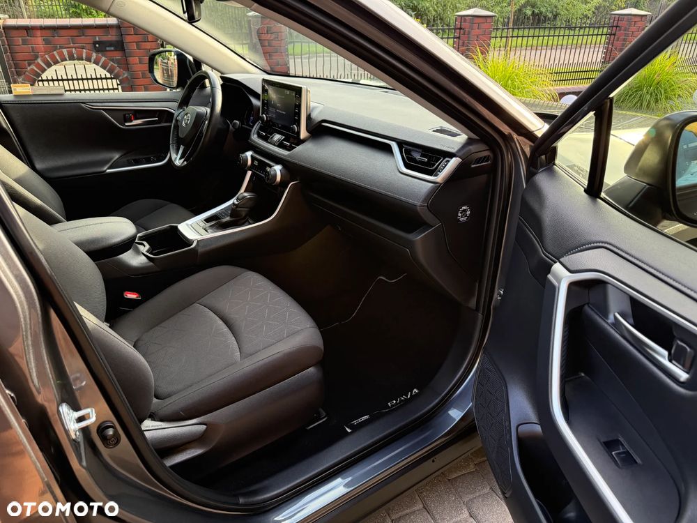 Toyota RAV4 2.5 Hybrid Comfort 4x2 - 23