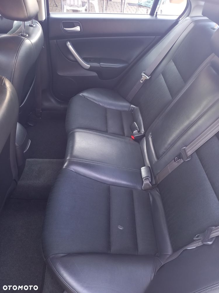 Honda Accord - 8