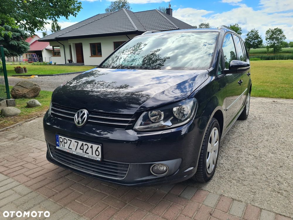 Volkswagen Touran - 1