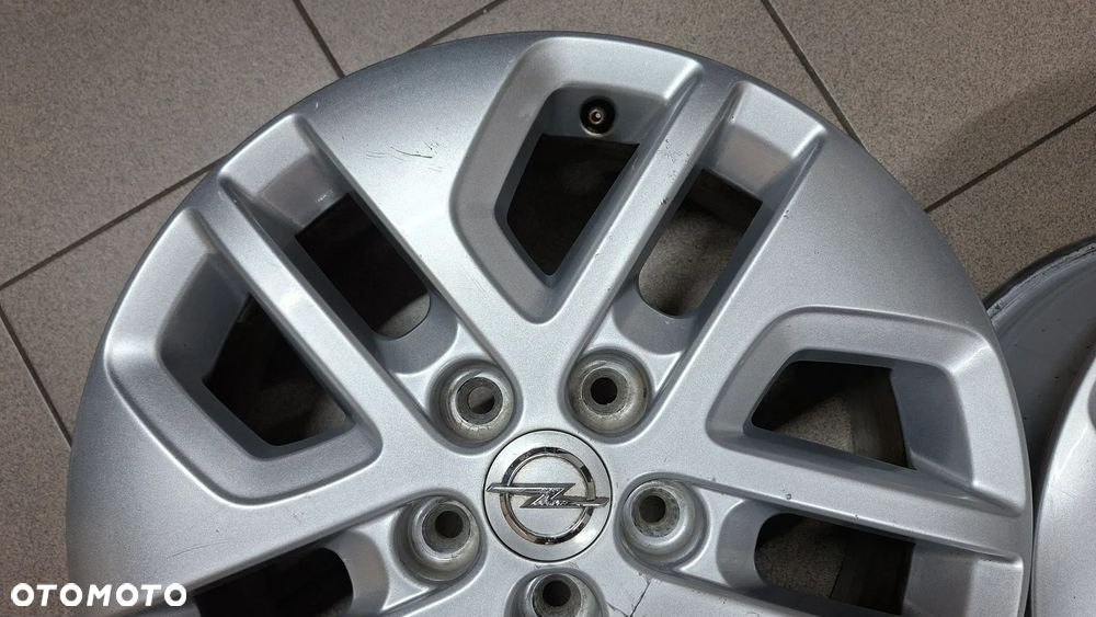 Felgi Aluminiowe 17 Renault Trafic III Opel Vivaro B 5x114.3 ET 50 - 13