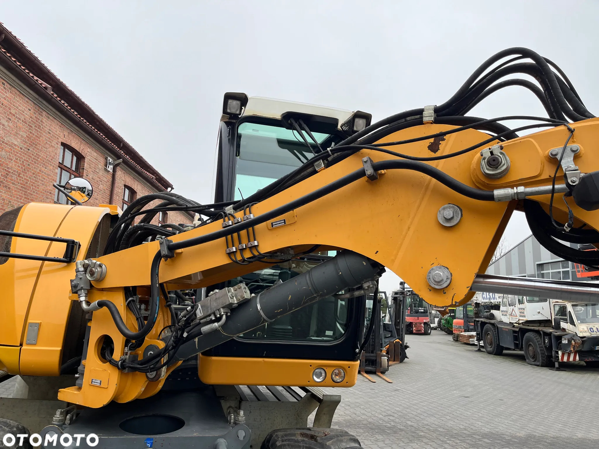 Liebherr A 910 COMPACT - 22