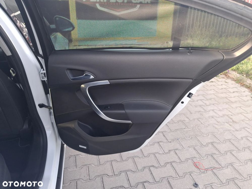 Opel Insignia 2.0 Turbo 4x4 Sport - 36